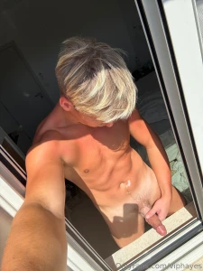 Good morning sexy rise and grind both at work and in bed i started my