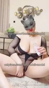 Dana-adult-model1