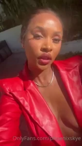 Go ahead open it i know ya wanna sending you the topless video amp part 1