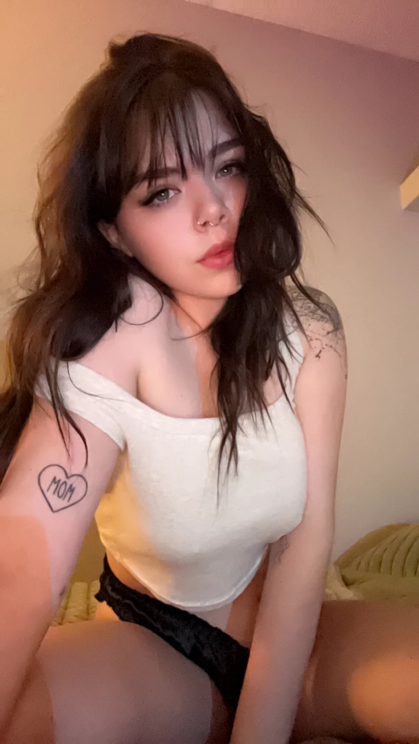 About to send you something hot in your dms idk if im excited or part 1 