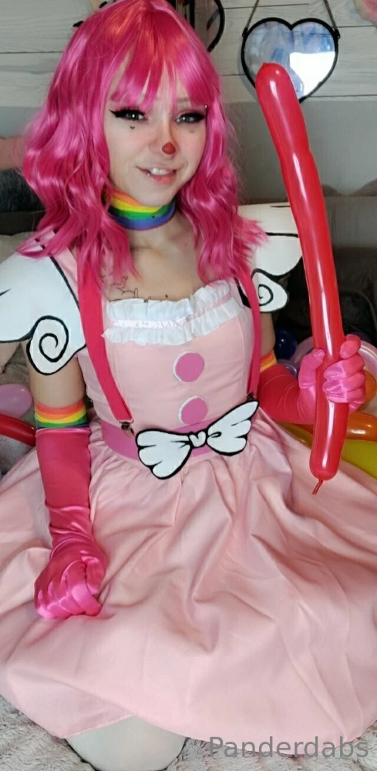 Can you guess where i m gonna put this balloon i m so excited to share 