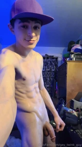 Cumshot pictures from my last livestream i ll be uploading 3 new