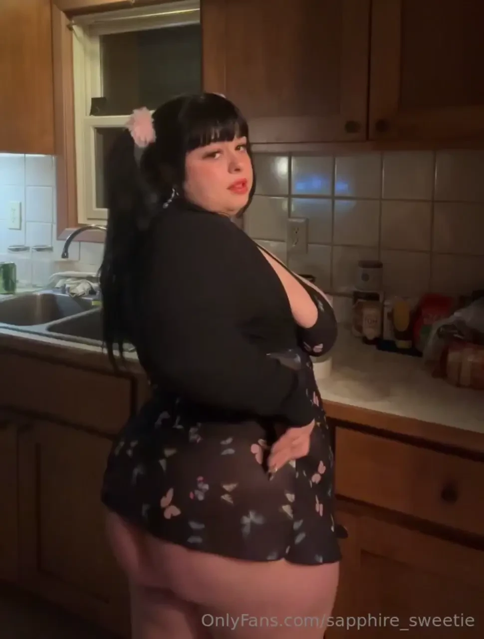 So i showed daddy these selfies and asked him to pic his favorite and part 1 