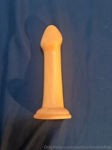 Who wants a new video with my new toys what about a new custom request part 3