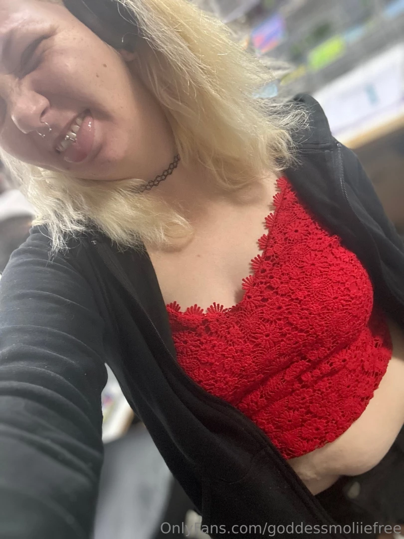 Toomuchmoliiefree part 37 