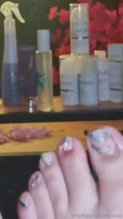 Enjoy my new pedicure and my giant pretty feet 