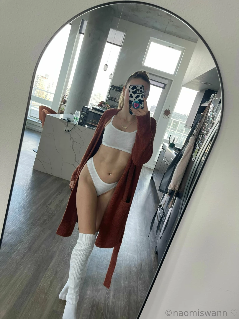 Every inch of me is yours to uncover 