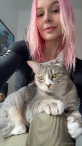 For all of you asking for a pussy pic