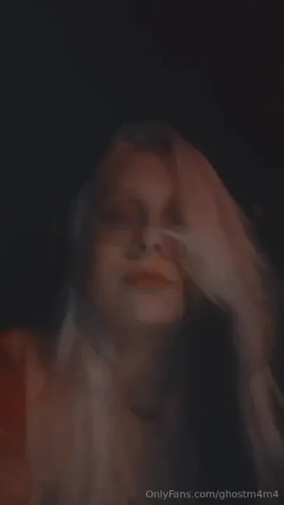 I went black blonde split now take a moment and tell me how pretty i part 1 