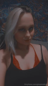 Good afternoon wallets black and red are amazing colors on me as you