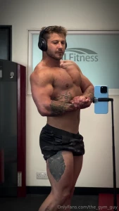The abs are cumming big drop in fat this week gonna extend the cut