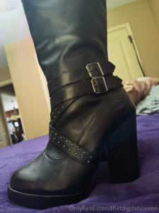 This or that which one would you like to see me wear