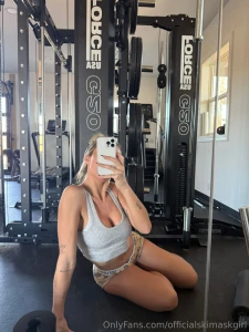 Meet me on the floor part 1