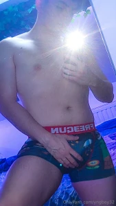 Premi re photo avec miroir first photo with mirror