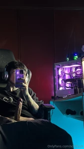 I need my cock sucked fr