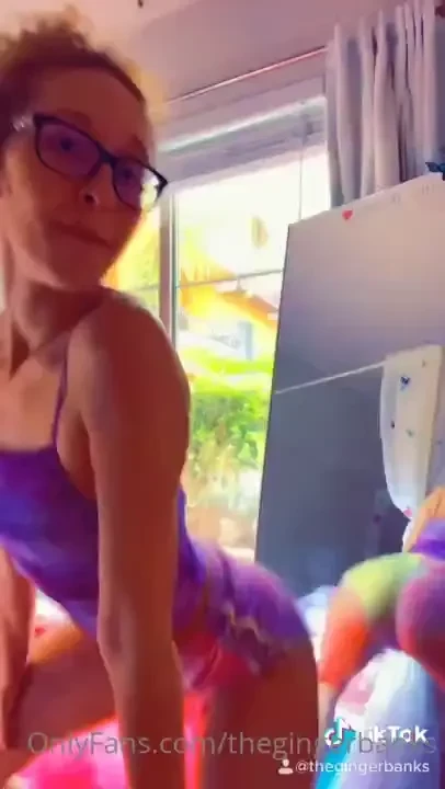 I love shaking my booty part 1 