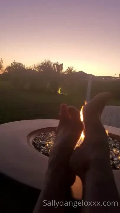 Feet lovers enjoy 