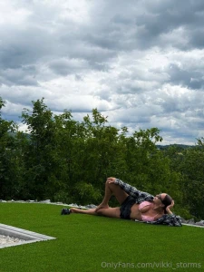 Summer high clear head bare feet amp iced thoughts no overthinking no