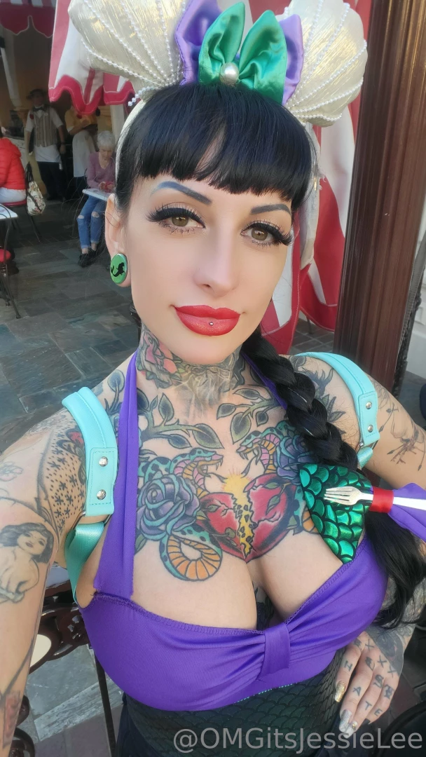 Happiness looks gorgeous on me part 6 