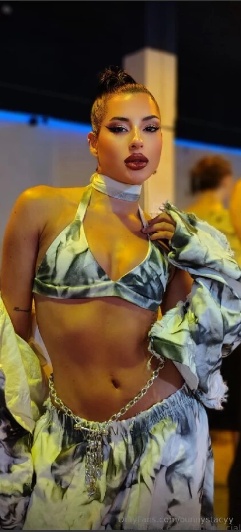 Free sub this hot brunette gabi_official will make your night part 49 