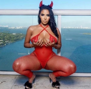 How s your evening going anything i can do to make it better i m here part 4