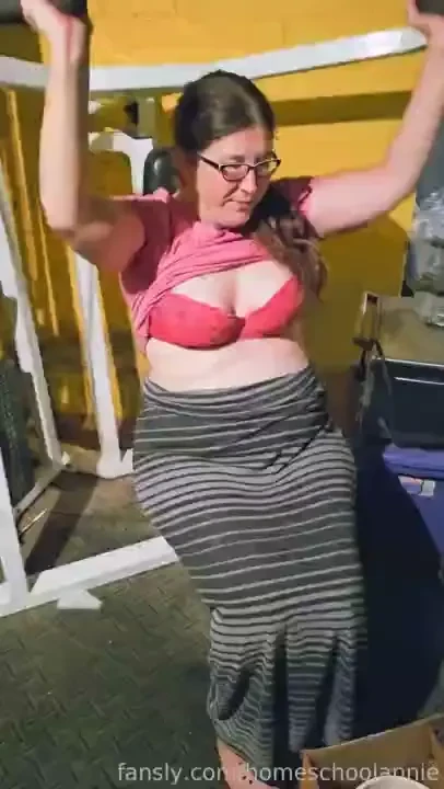 More unconventional exercises weightlifting exercise bra cleavage milf 