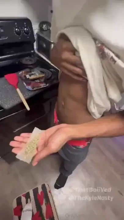 Everytime i smoke with ved his dick get soo fkn hard and i be letting 