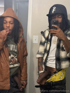 We got 3 live shows next week with my homie trav on the vip page