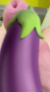 Horny at the gym couldn t wait to shoot my load in the locker room