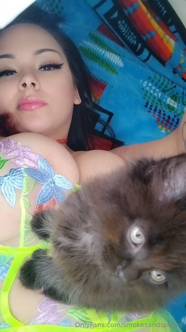 Aww the troubles that come with wanting to take a few photos 