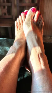 Sexy soles and beautifull feet you would masturbate looking at my part 4