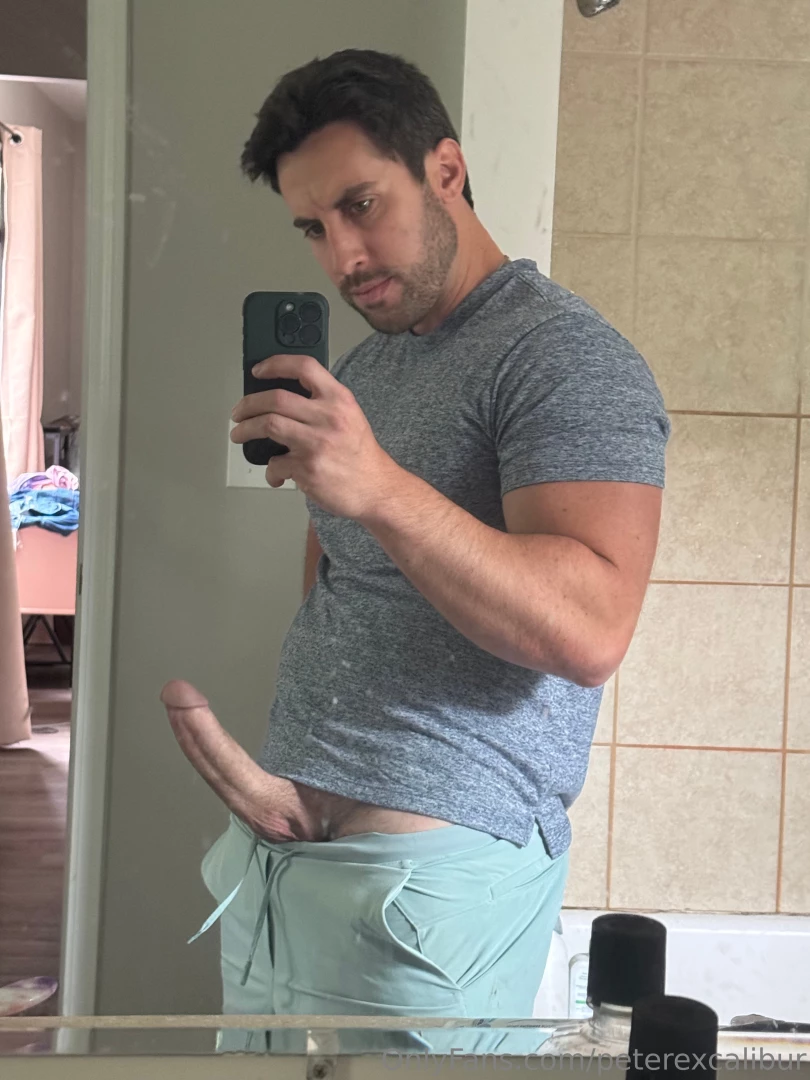 Happy friday to the fans y all are the best now open wide for daddy 