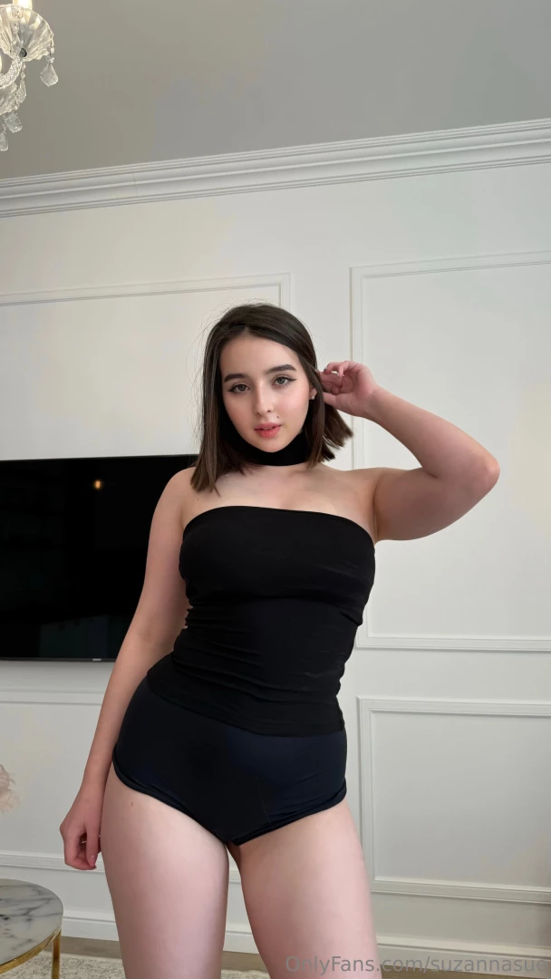 Which cosplay would make you lose control dm are open convince me 