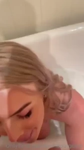 How hot is this bath scene hbroandjohnny tashapaige