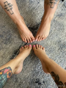 What do you think of mine and evie s feet part 2