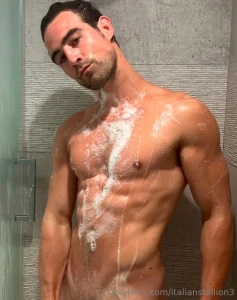 Last chance to get my very special xxxmas gift check ur dms in 1 hour