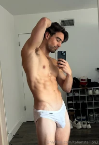 Surprise live tonight 7pm pst 10pm est it s about to go down and i m