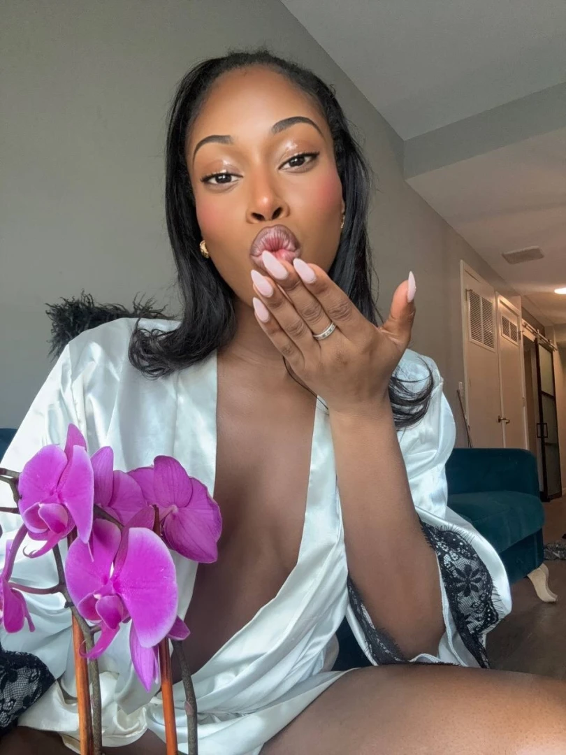 Imagine all the things you wanna do to me baby 