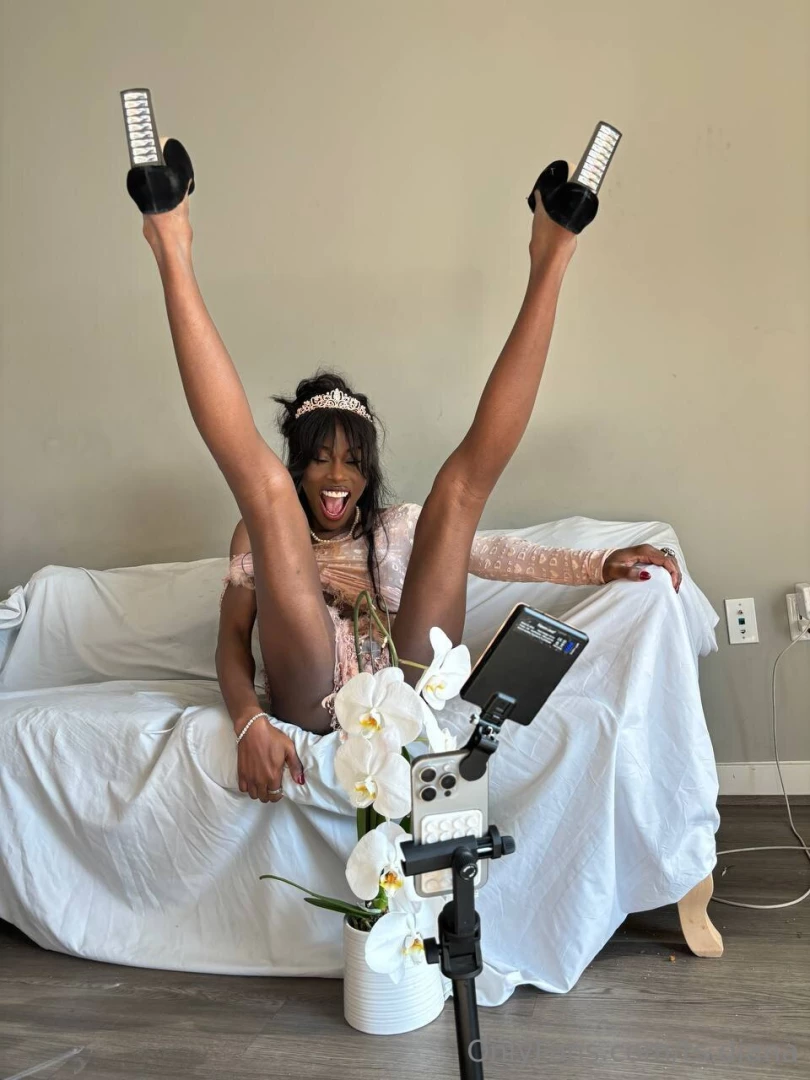 Yes my love i m capturing some really hot shots just for you part 2 