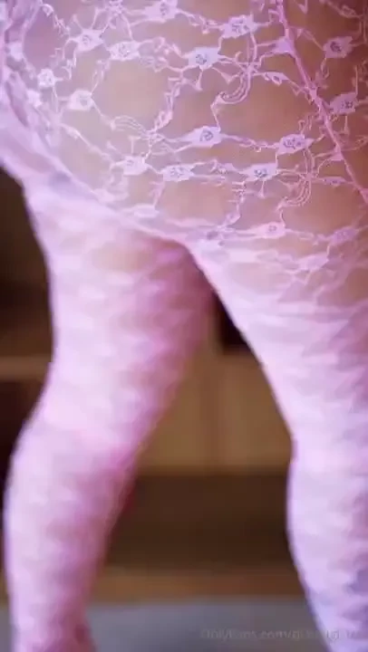 You like me in pink papi 