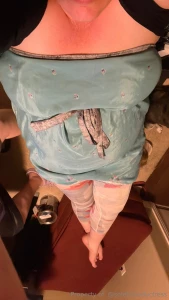 Hey people how was your day i had a good day ready to relax