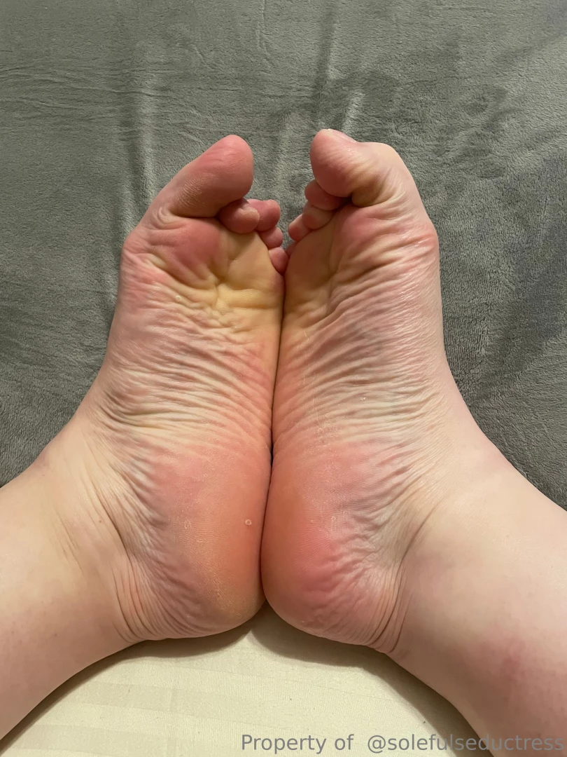 Happy friday just a heads up if you messaged me i m not ignoring you i part 1 