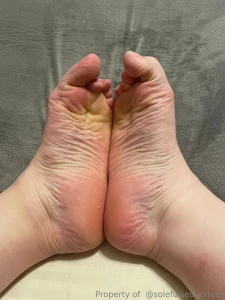 Happy friday just a heads up if you messaged me i m not ignoring you i part 1