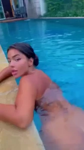 Cum join me in a pool my vip profile active joannabailess