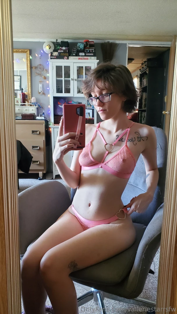 Princess uses her magic pink wand to create boners 