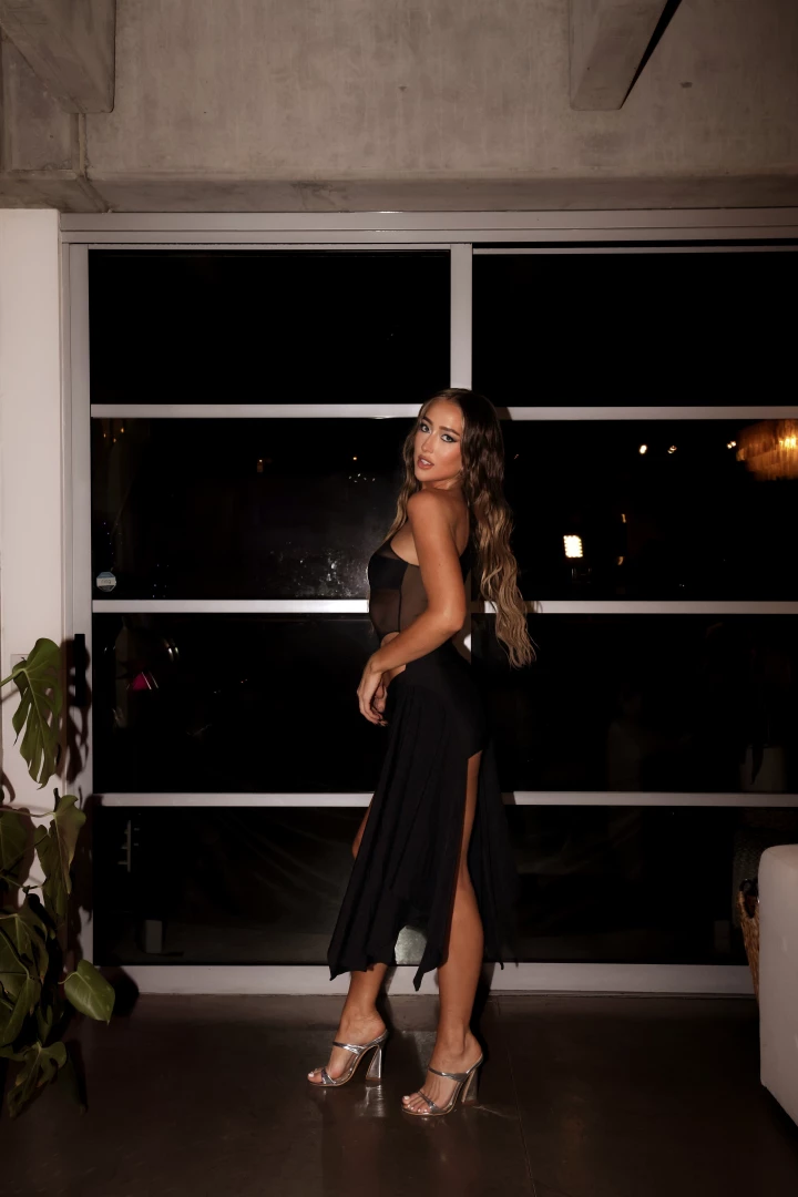 Is this black tie appropriate 