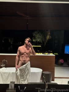 A tip on this post drops the towel just sayin