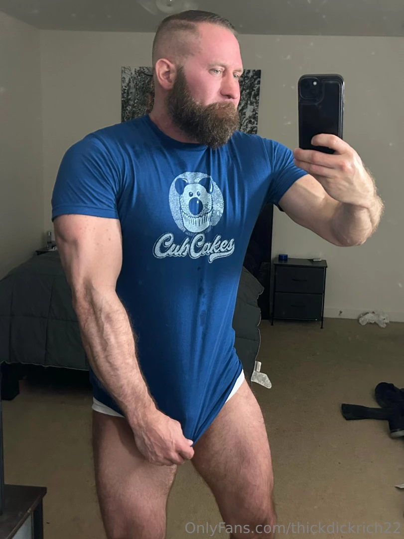 Club cakes who s cake can i eat next if anyone wants my worn cummy 