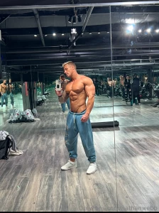 Let s run it back live tomorrow 12 12 7 pst this is a very special one