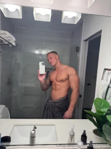 Reminder live tonight at 7 pm pst you better not miss this one